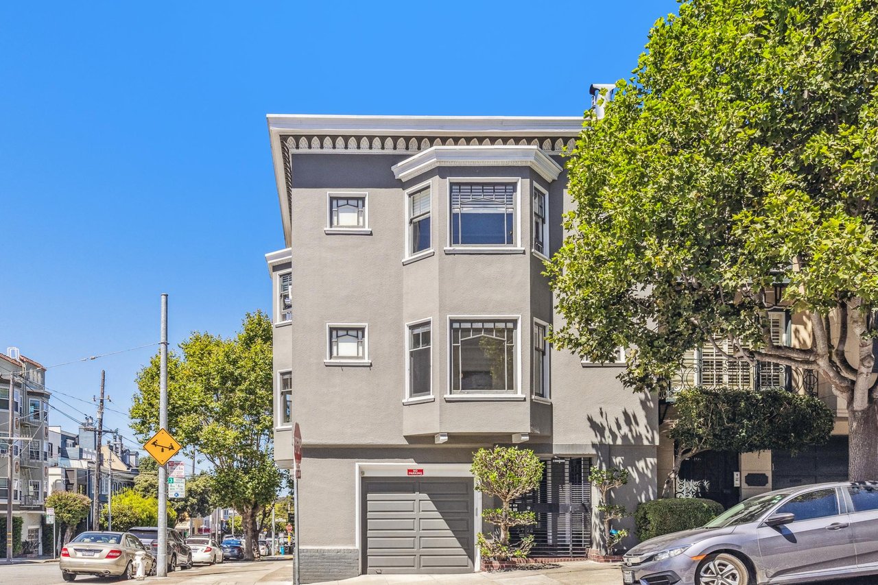 Completely Remodeled Luxury in Cow Hollow