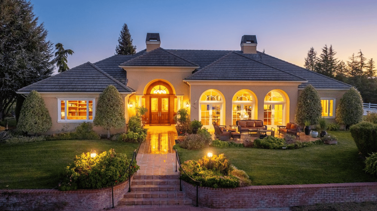  A Private 20-Acre Templeton Estate