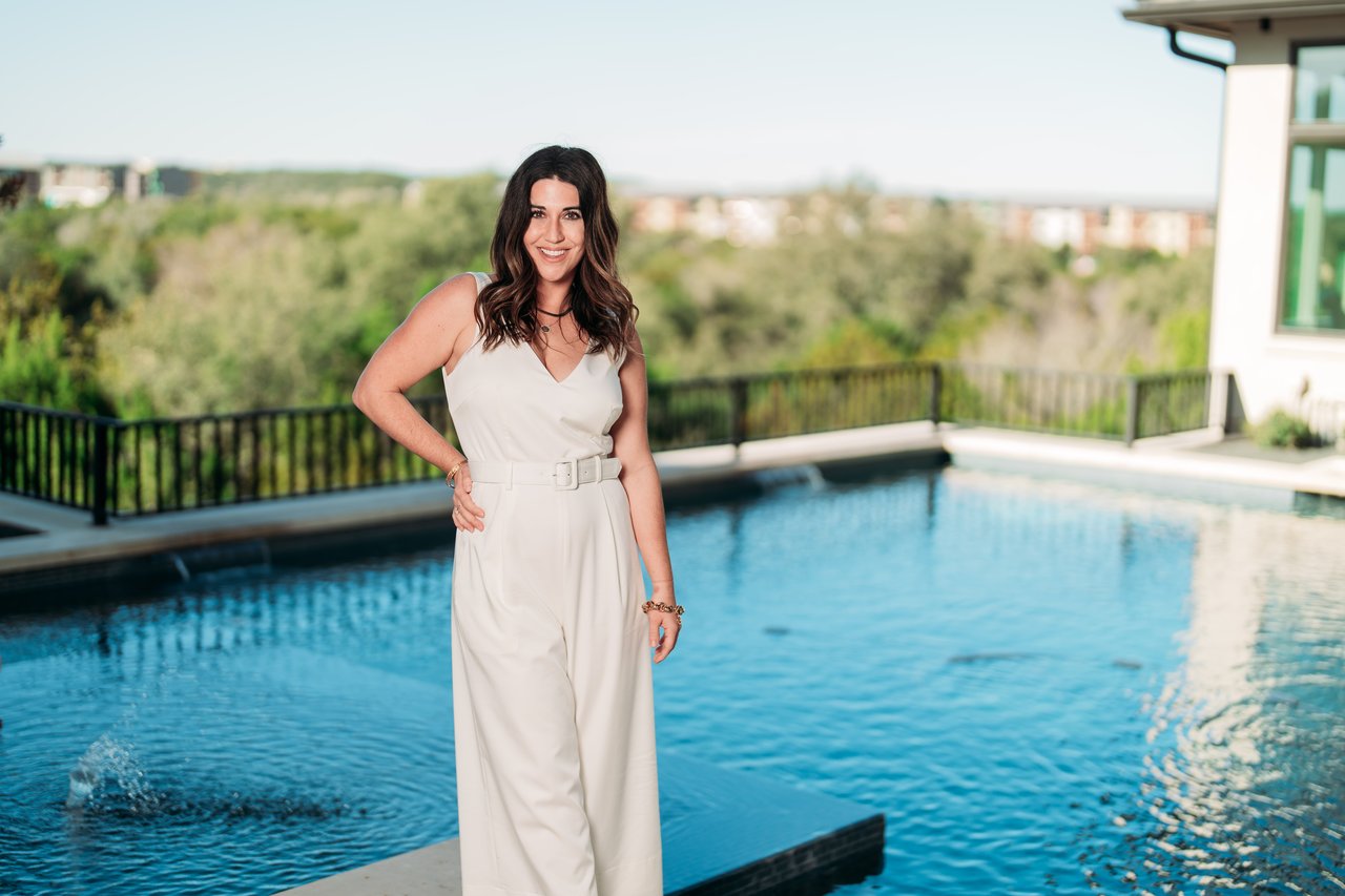 Cynthia Mattiza Kuper Sothebys real estate agent and Spanish Oaks resident expert in Bee Cave Texas