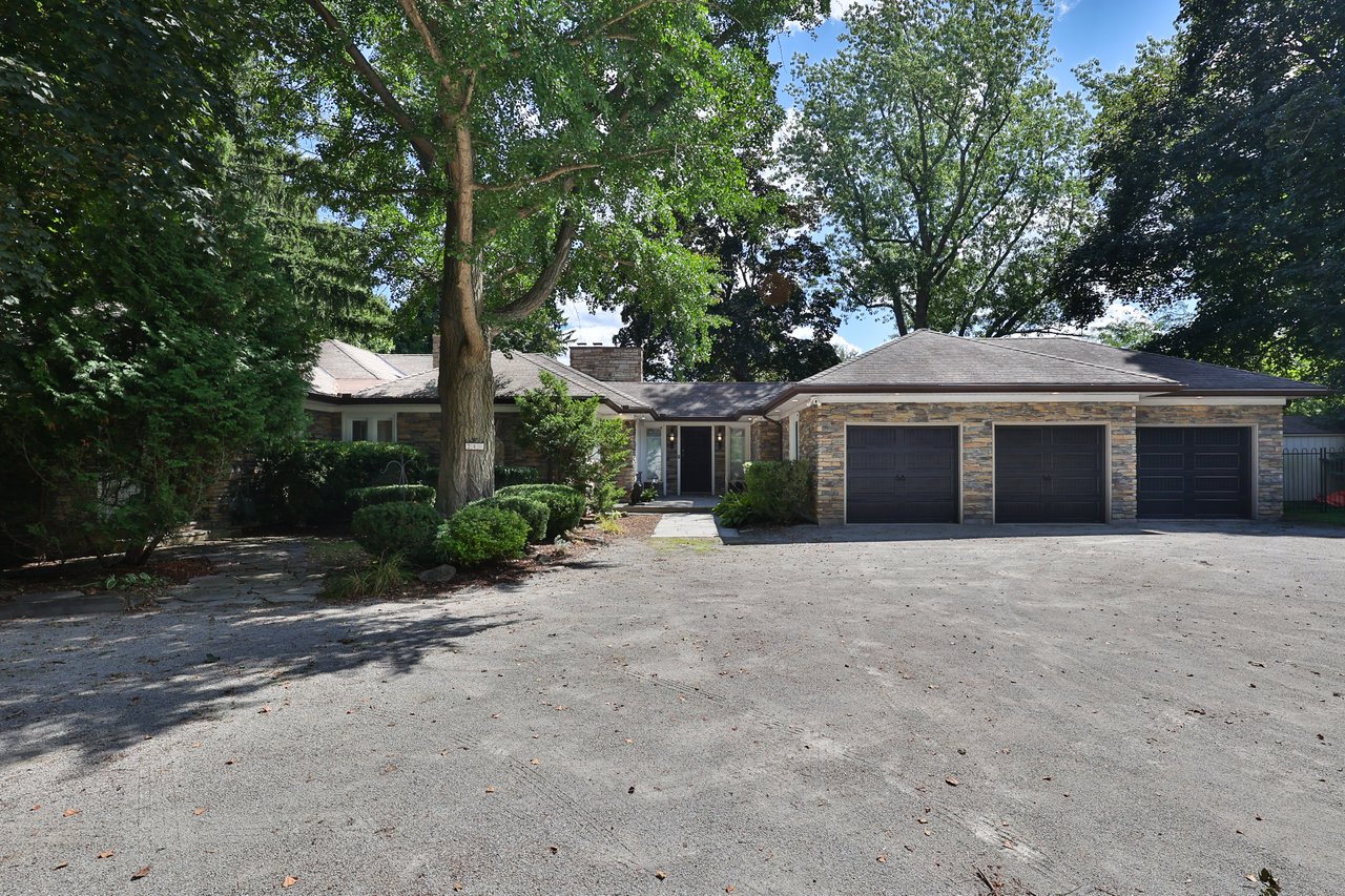 24 School Street, Waterdown