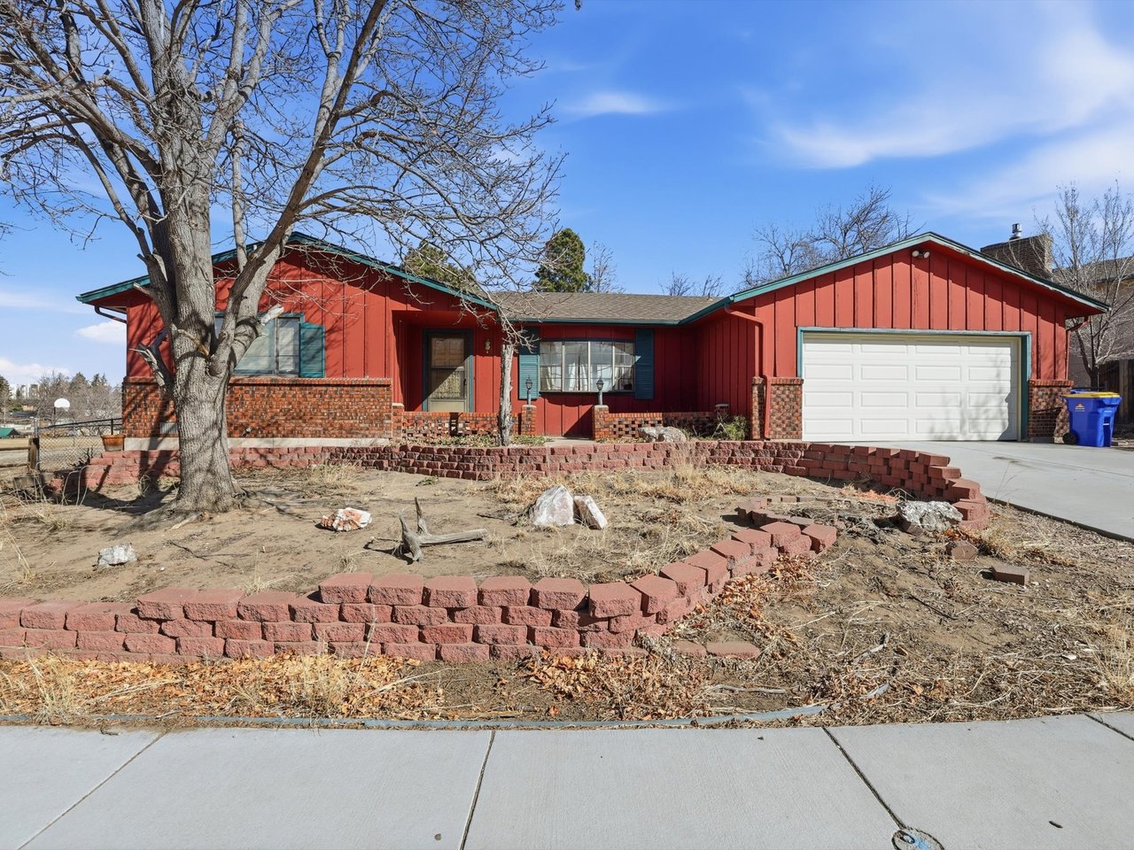 1186 Applewood Drive