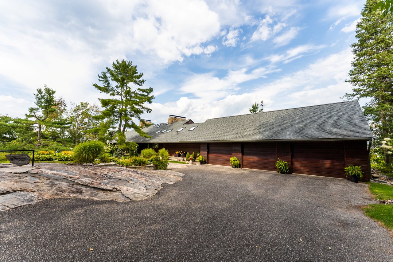 2 - 1088 LAWLAND HEIGHTS ROAD