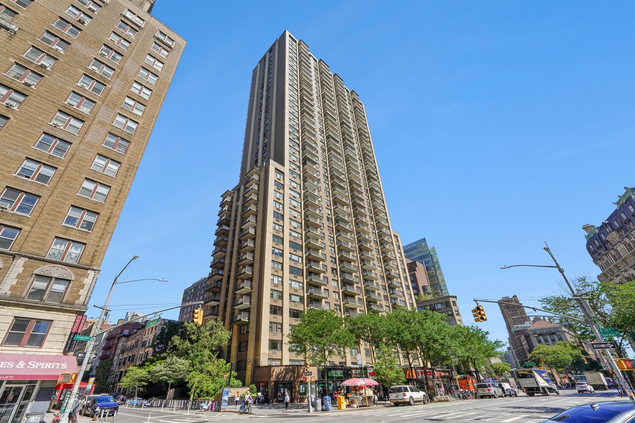 201 West 70th Street, Unit 37B