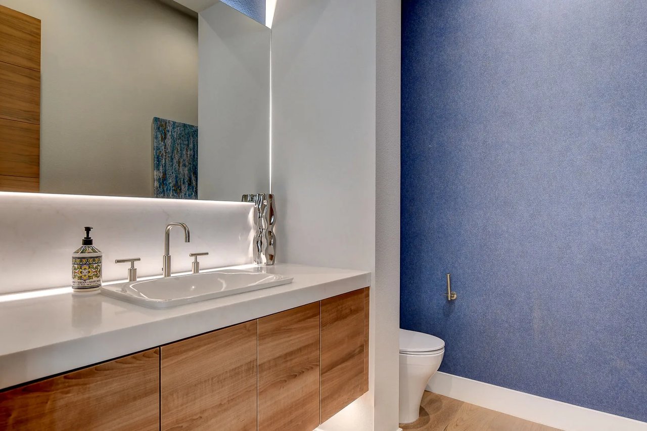 Modern Model Home for Sale in MacDonald Highlands