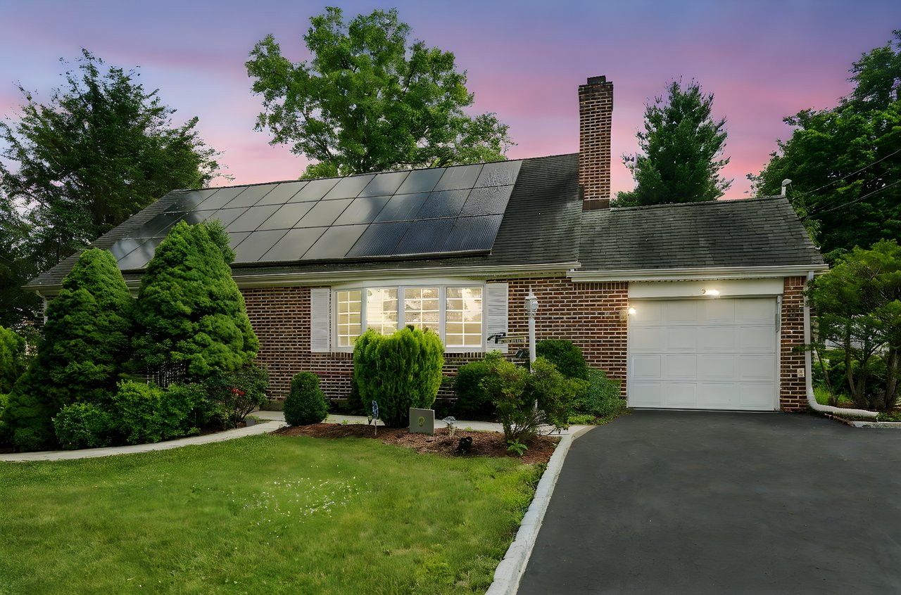 2 Ann Pl Valhalla, NY 10595