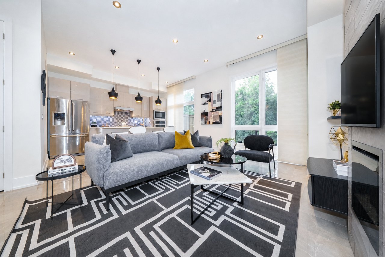 20 Crestridge Drive