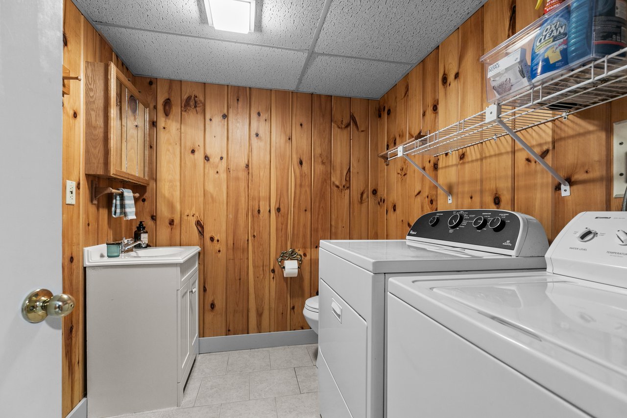 60 Knollwood Circle, North Kingstown, RI 02852