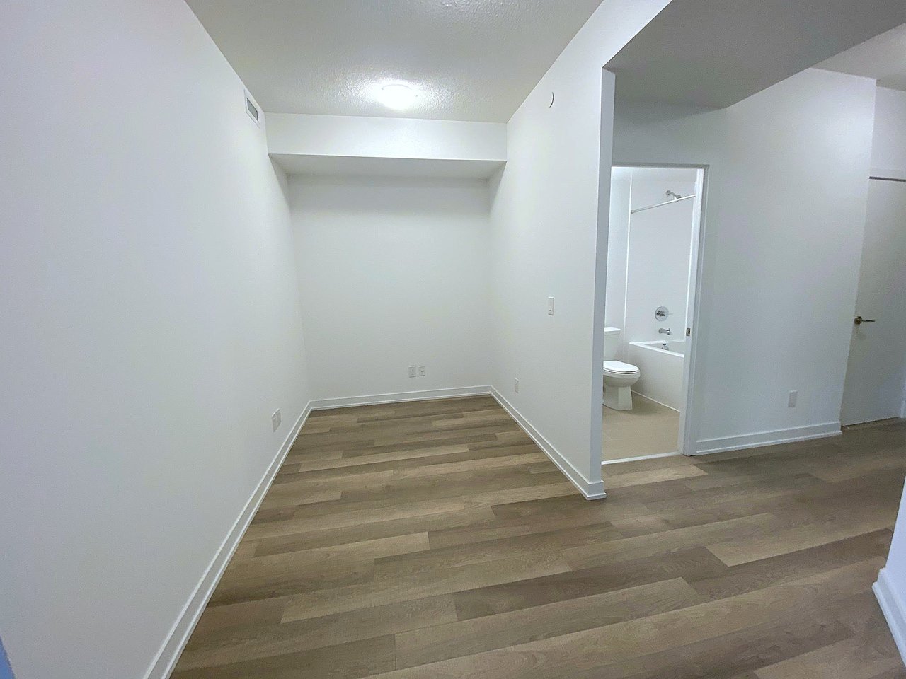 1603 Eglinton Ave W Unit: 408