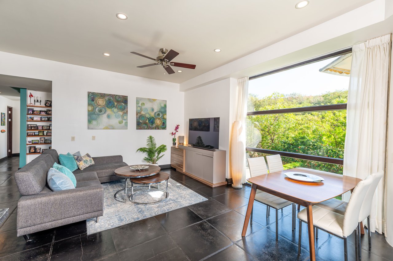 La Perla 113 | Boutique Luxury Condo in the Heart of Tamarindo