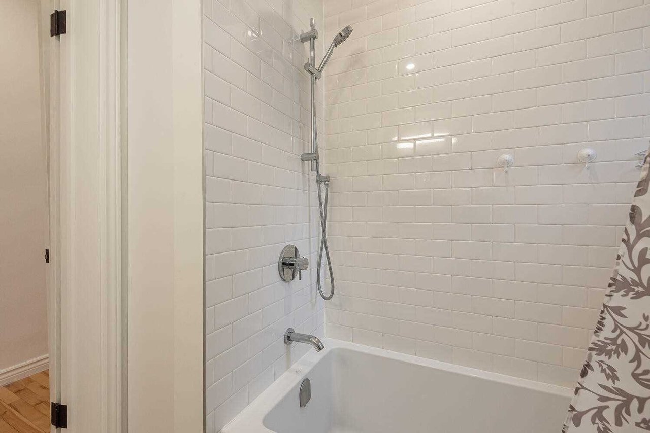 PLAYTER ESTATES SEMI