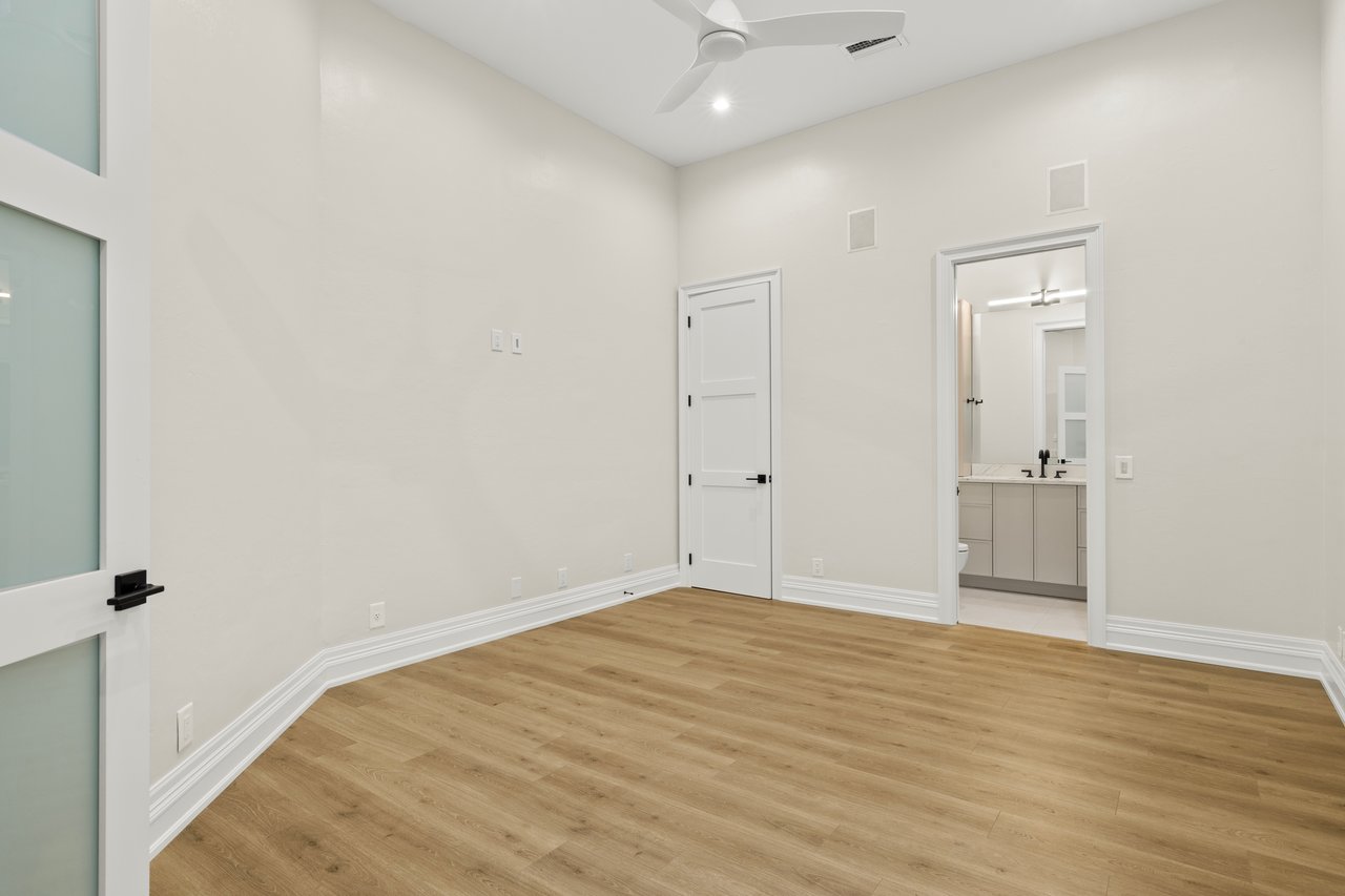 4831 Conover CT