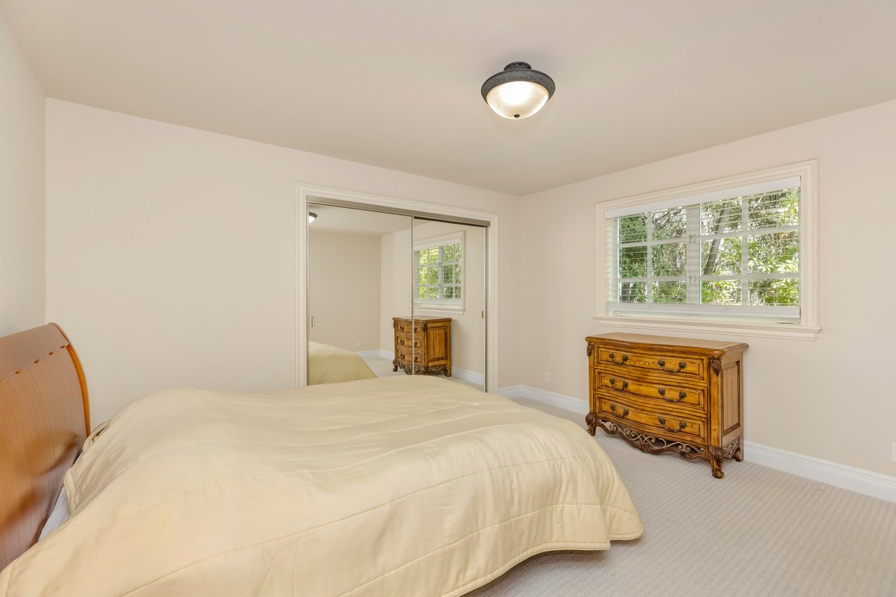 1922 Bel Air Rd