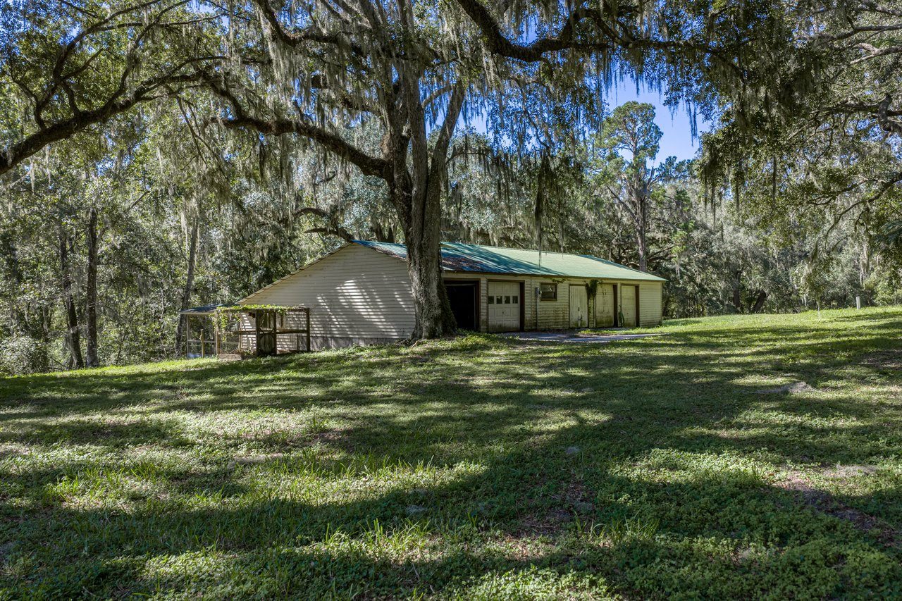 18728 LAKE IOLA RD