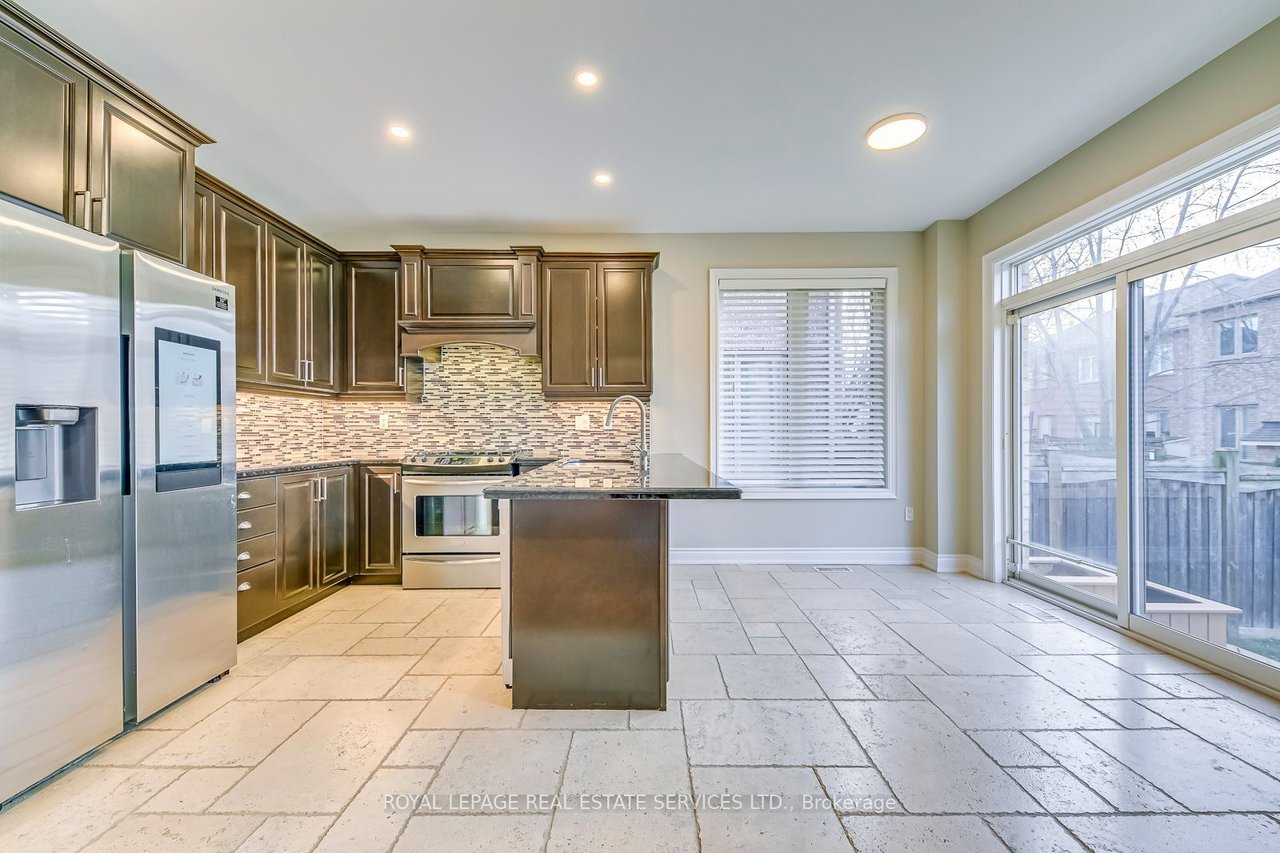 2254 Kwinter Rd