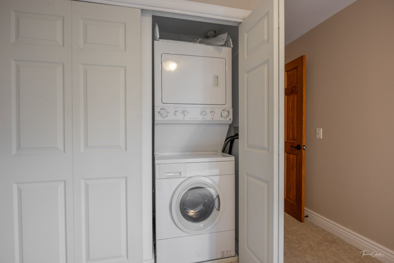 5950 OAKWOOD Drive Unit: 1D