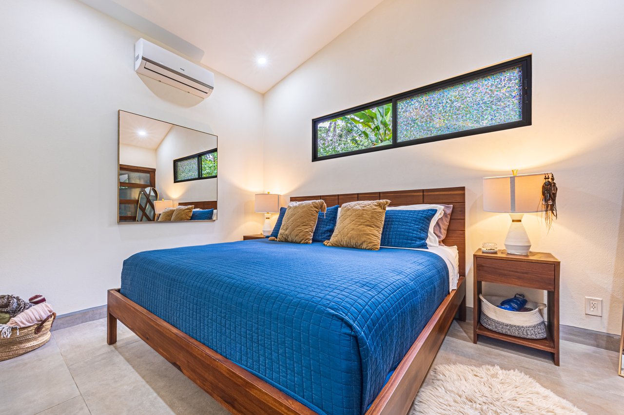 Luxury Rainforest Home + Guest House on 11 acres