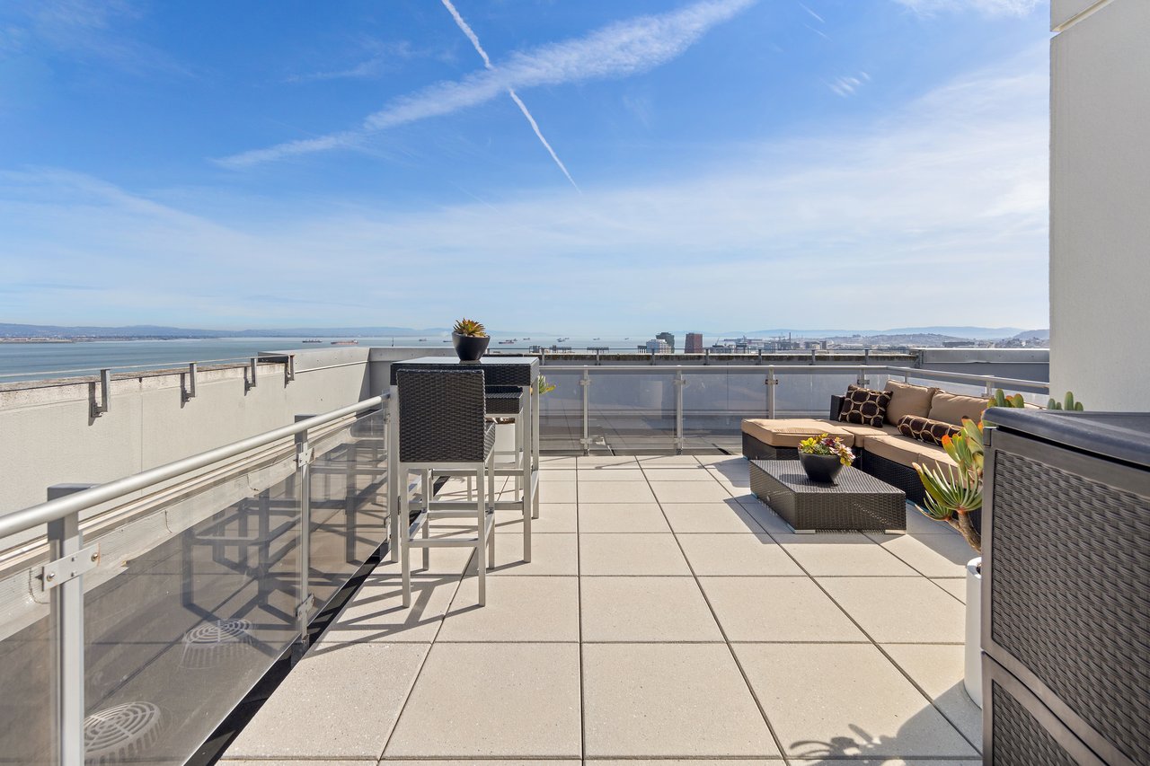 Three-Level SoMa Bay View Penthouse
