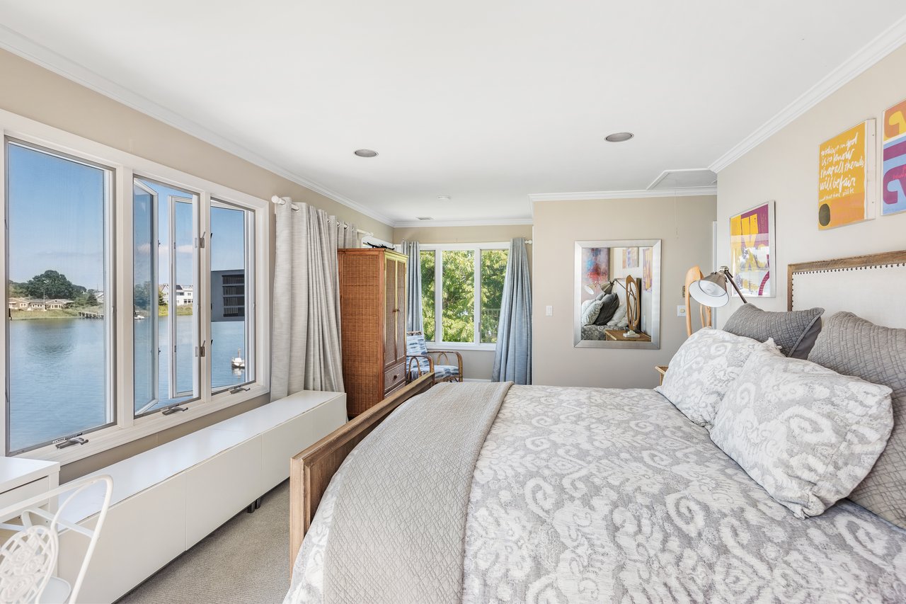 23 Bayview Rd