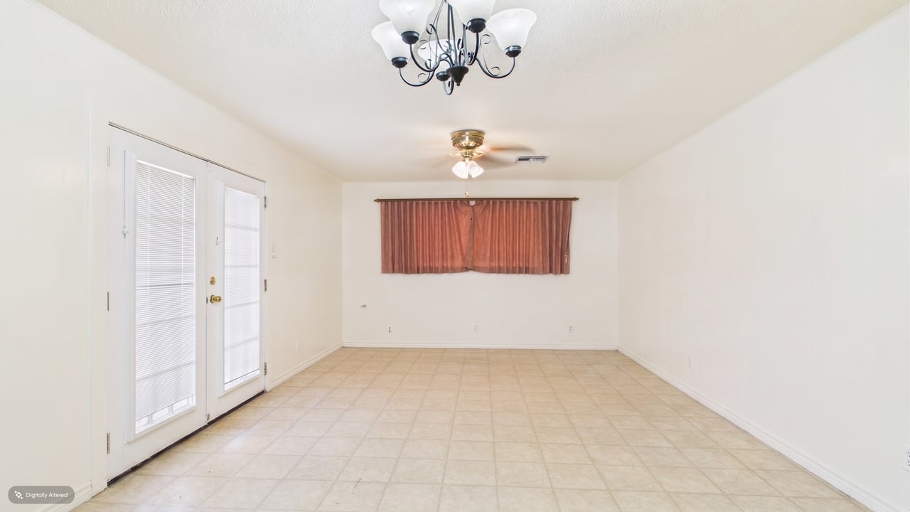 605 S Ash