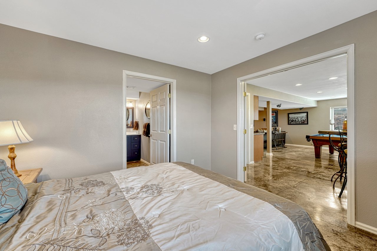 20220 E Elk Creek Drive