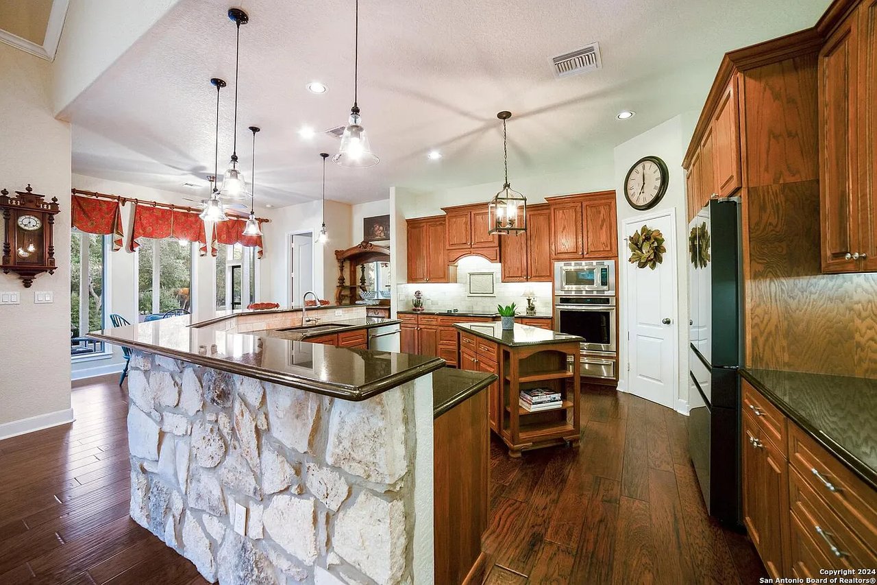 26424 LEWIS RANCH RD