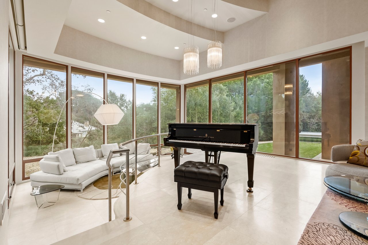 11481 Magdalena Rd