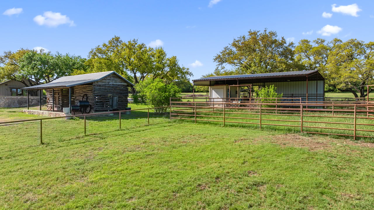 4813 Twin Acres Road