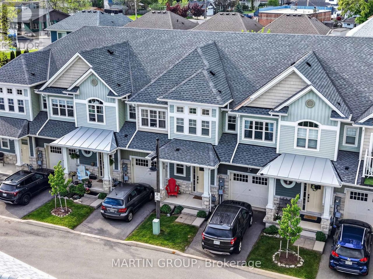 35 Comet Ln