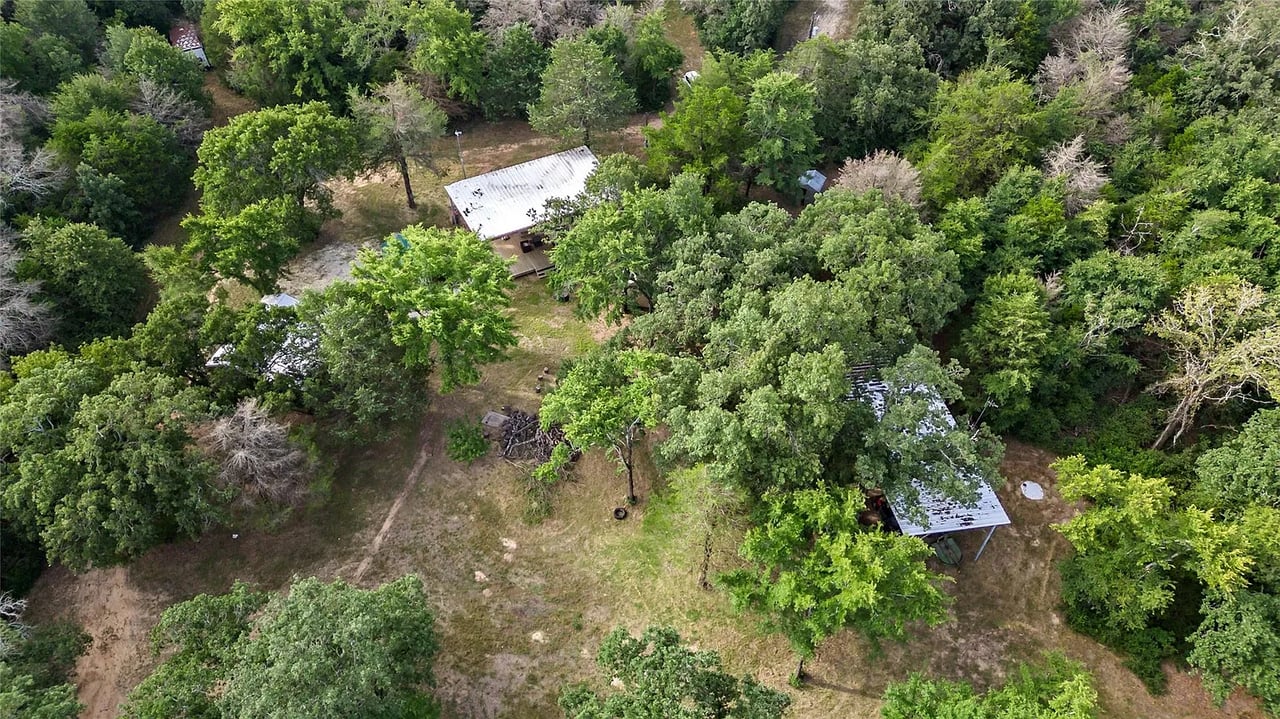 469 County Road 272
