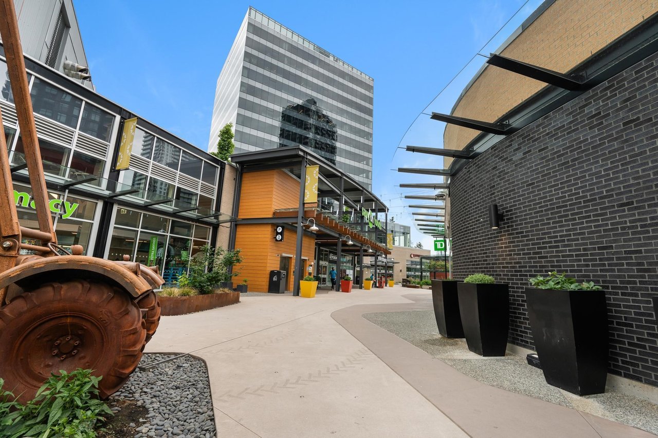 1401-13655 Fraser Hwy