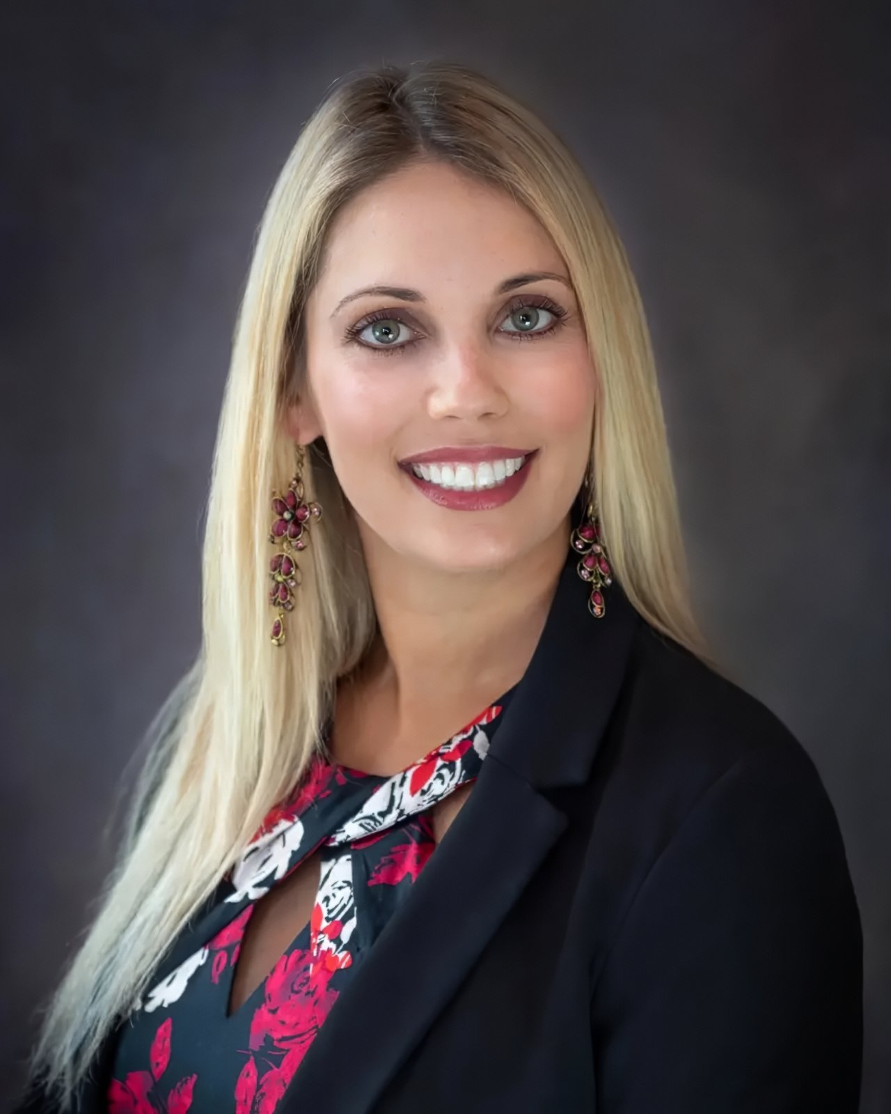 Elisabeth Braithwaite Lompoc, CA Real Estate Agent Headshot