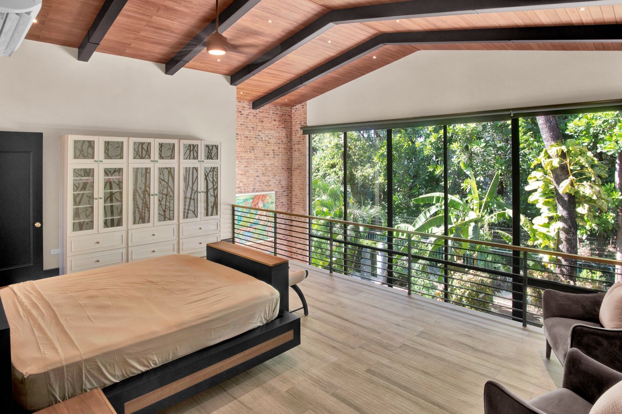 Casa Shangri-La: Modern Loft-Style Luxury in Playa Potrero!