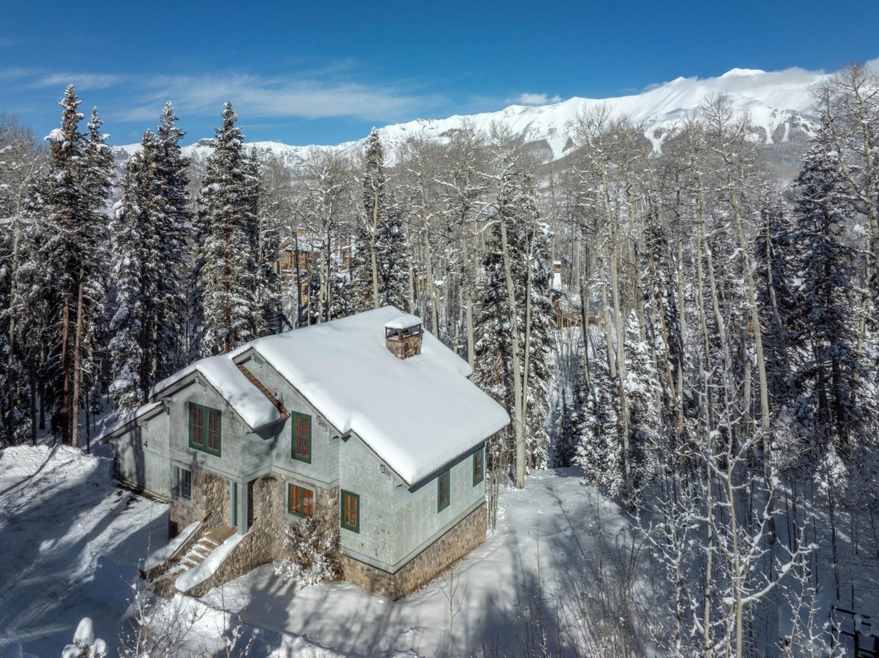 105 Polecat Ln