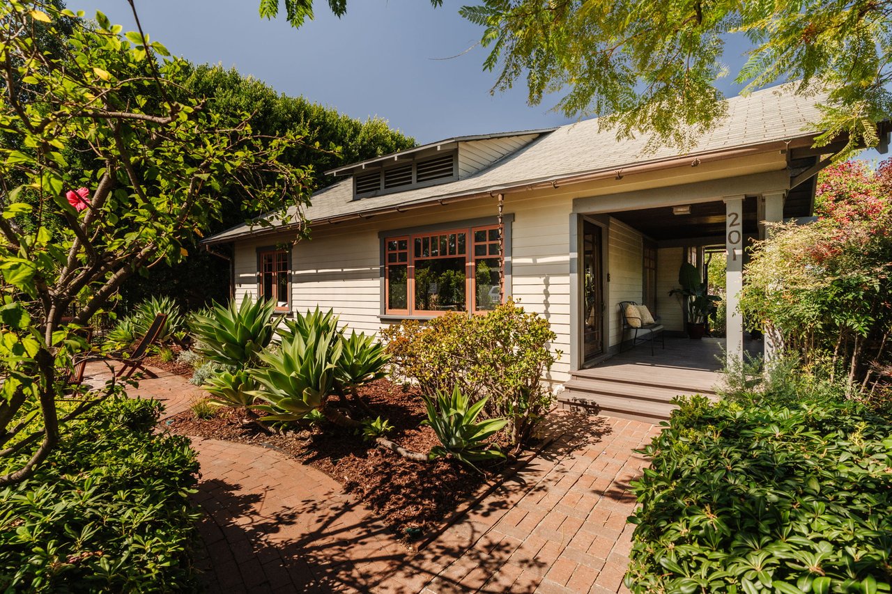 201 N Avenue 52 in Highland Park
