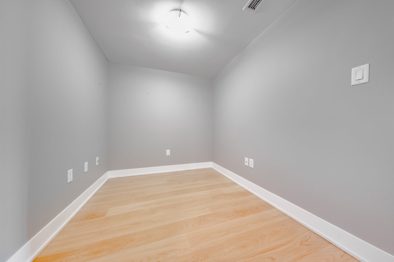 20 Blue Jays Way Unit 1705