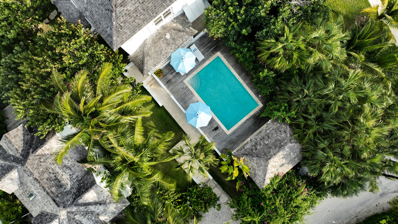 Sea Siren, An Oceanfront Retreat in Harbour Island