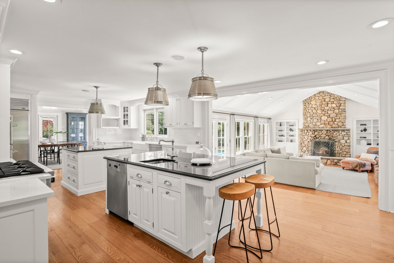 Partnering Now for a Successful Spring 2025 Listing