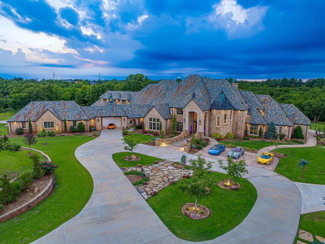The Secrets of Buying a Luxury Home   WAYNE KIRBY - The Agency Oklahoma
