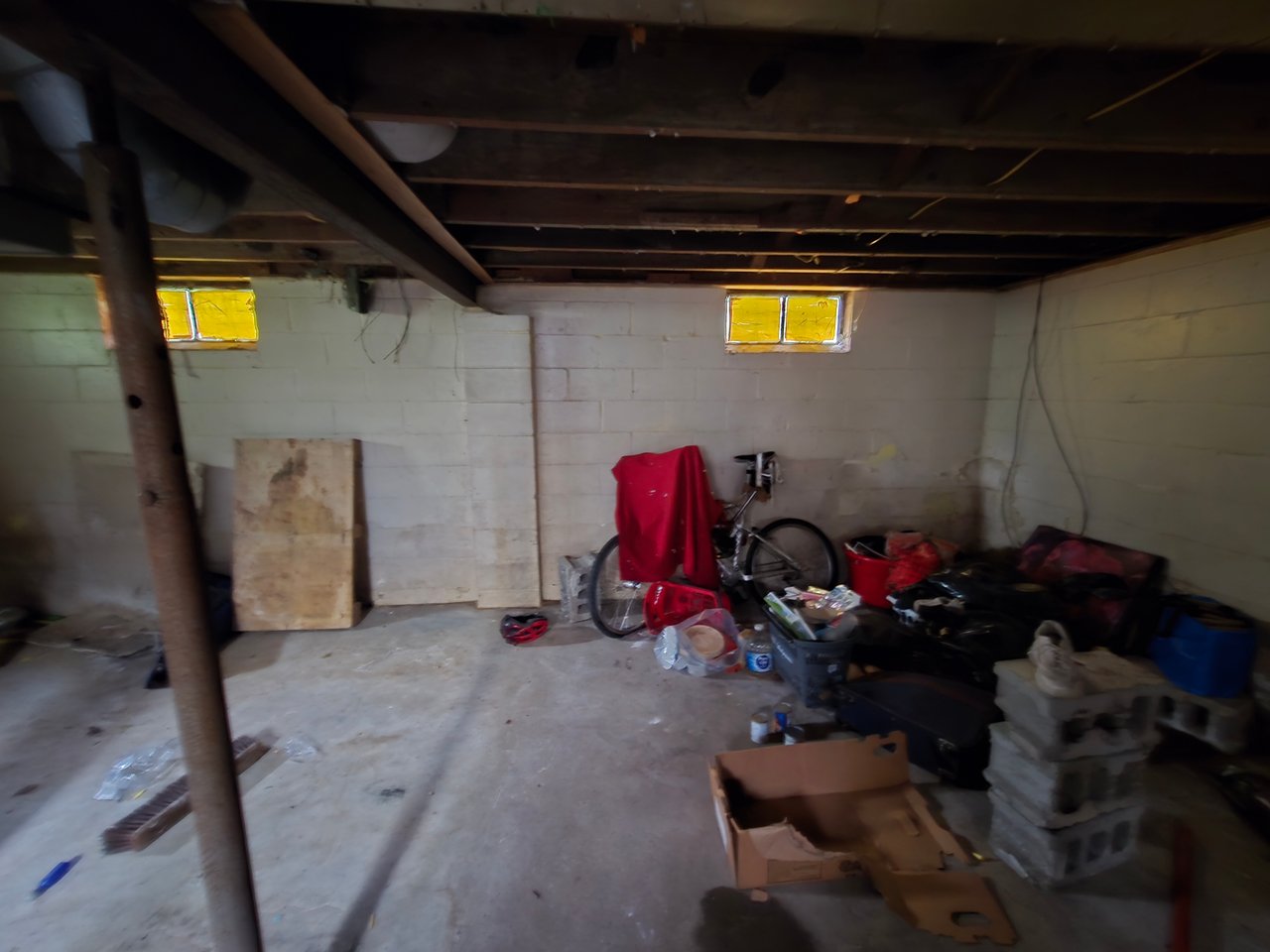 414 W Eldridge Ave