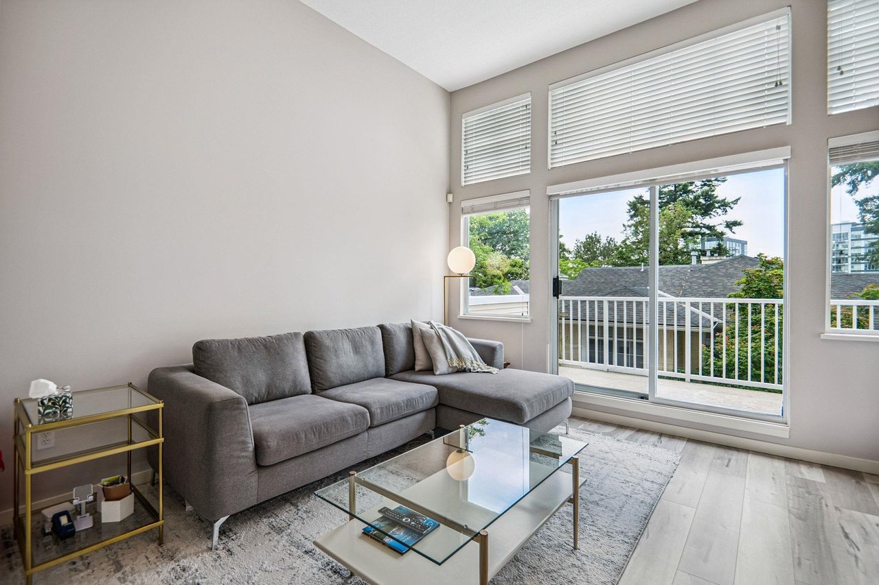 1-3578 Whitney Pl