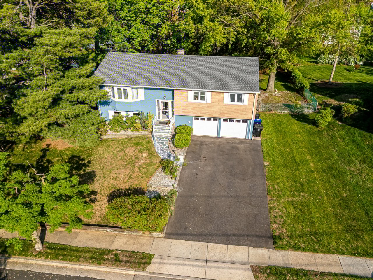 12 Sherry Rd