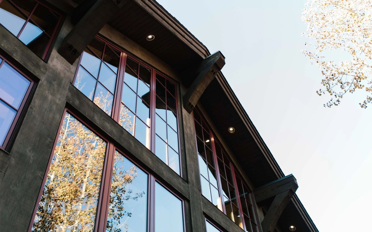 featured media