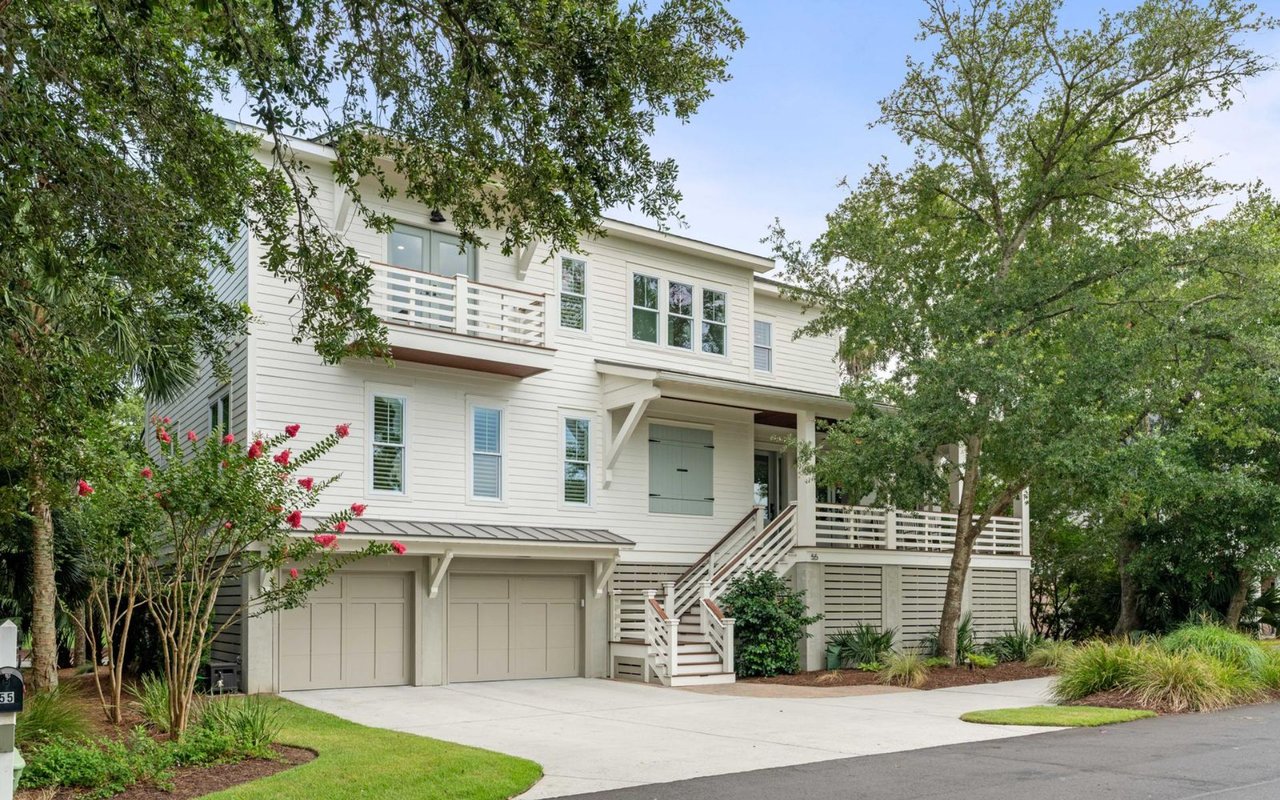 Private Resort-Style Retreat – 55 Seagrass Lane