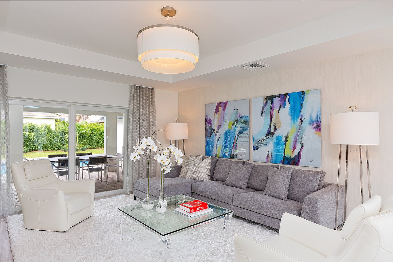 2367 Queen Palm Road