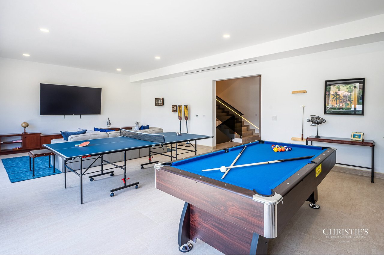 A Private Collection of Five Luxury Beachfront Villas - Rio Mar