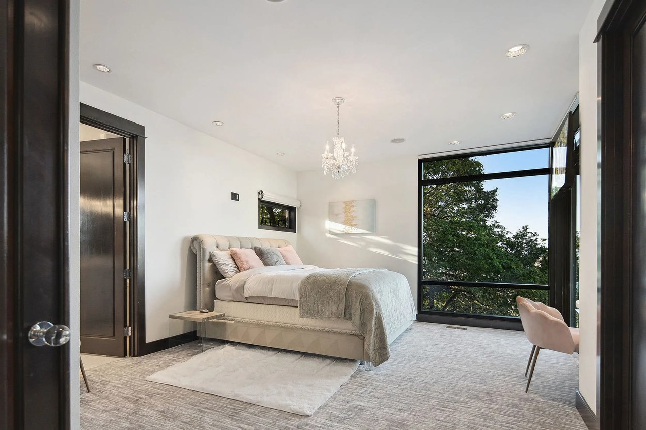 Portland's Most Spectacular View Home Just Got National Recognition