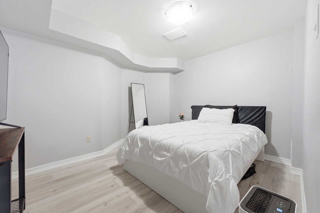 3050 Orleans Rd 111