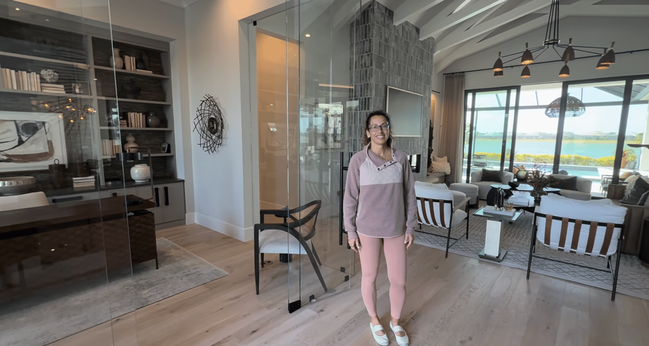 Wild Blue at Waterside - Pindari Model by John Cannon