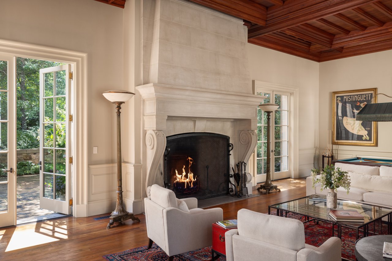 Wayside Manor
