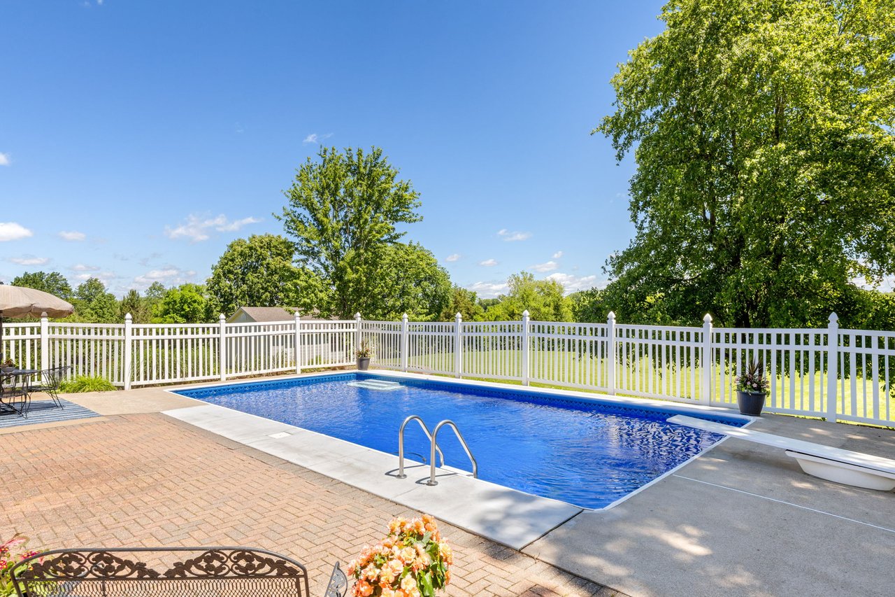 1054 Blue Wing Drive